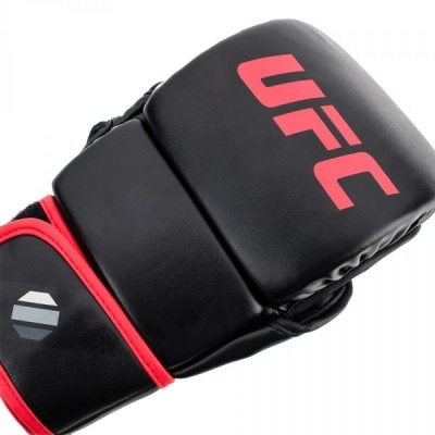 Перчатки MMA для спарринга 8 унций S/M черные UFC UHK-69145 / UHK-90073-20